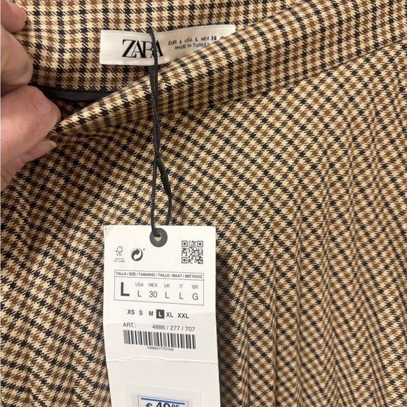 NWT Zara Long Pleated Skirt - Picture 2 of 2